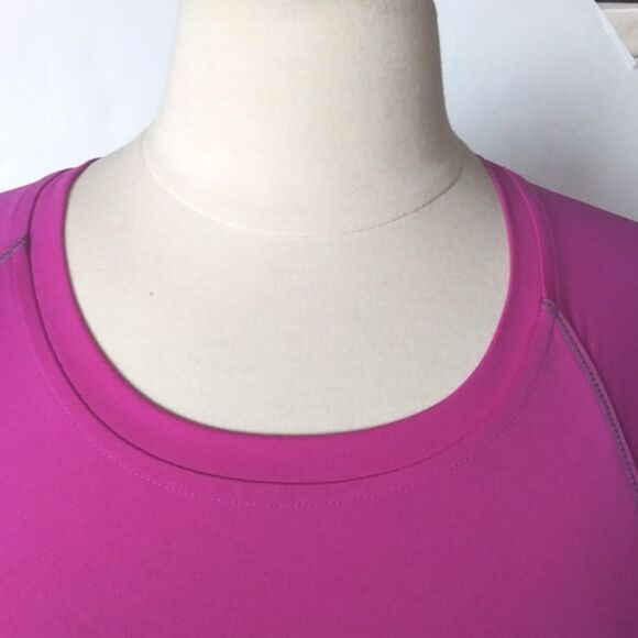 Champion Workout Athletic Semi Fitted Top Pink Size Small - Picture 8 of 9